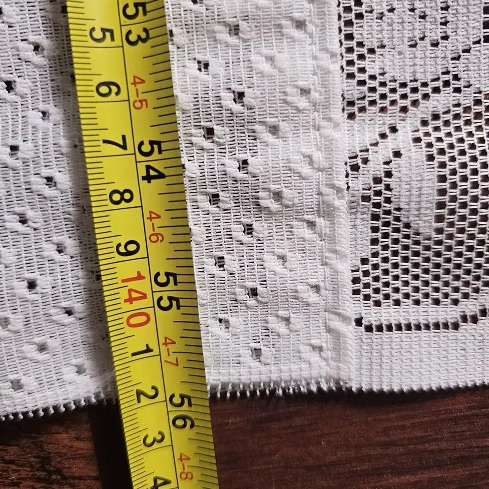 Vintage 1970s-80s White Floral Eyelet Lace Valance Scalloped Cottagecore Curtain